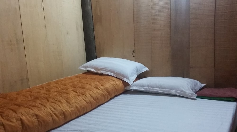 Traditional Shared Dormitory, Mixed Dorm, Non Smoking, Mountain View photo 1