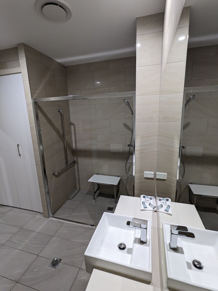 Apartment, 2 Bedrooms - Photo 4