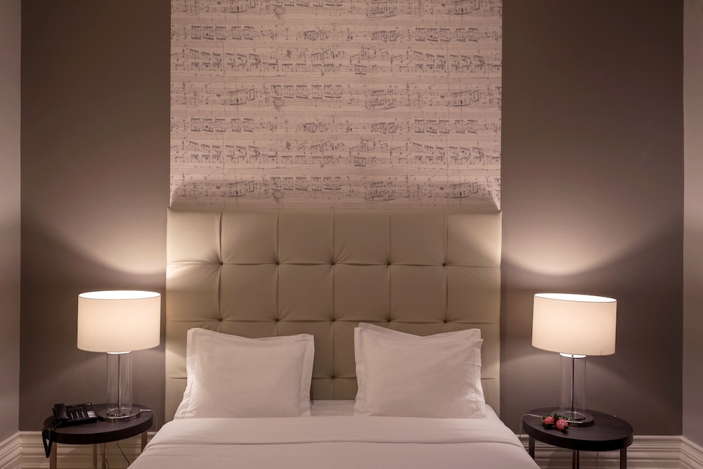Superior Double or Twin Room - Photo 3