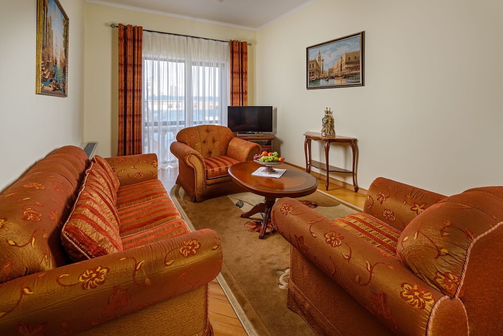 Royal Suite, 2 Bedrooms photo 1