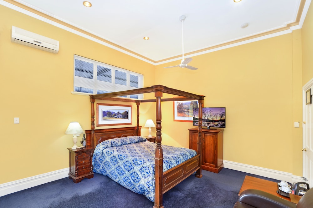 Classic Room, Non Smoking, Balcony photo 3