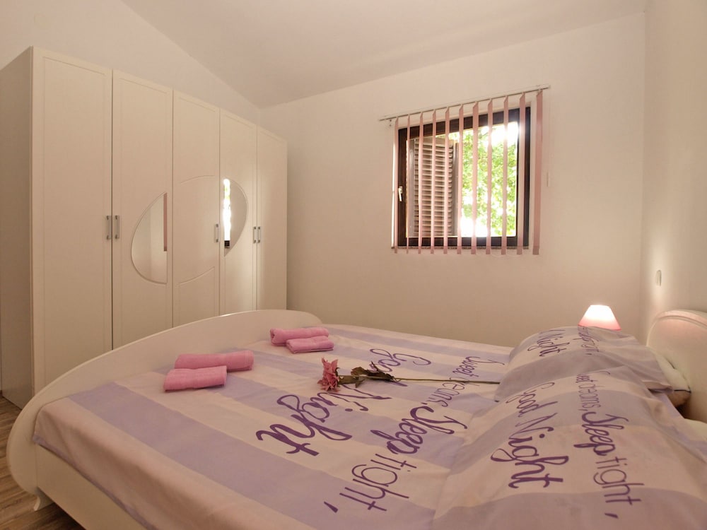 Standard House, 2 Bedrooms (0455)