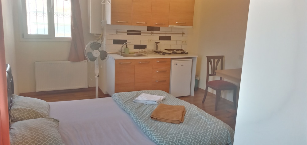 Standard Studio (319) photo 1
