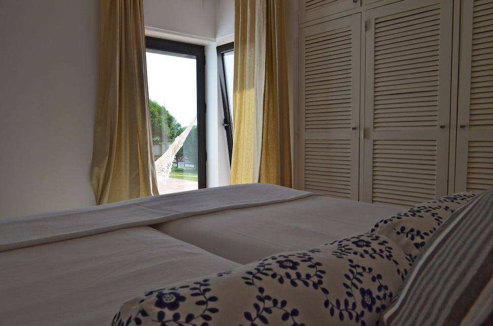 Standard Room, 2 Twin Beds photo 2