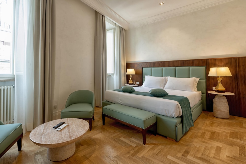 Premier Double Room, City View