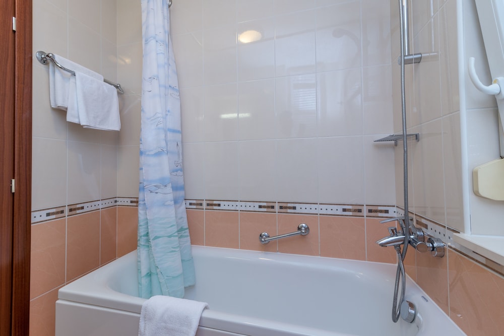 Superior Apartment - Photo 2
