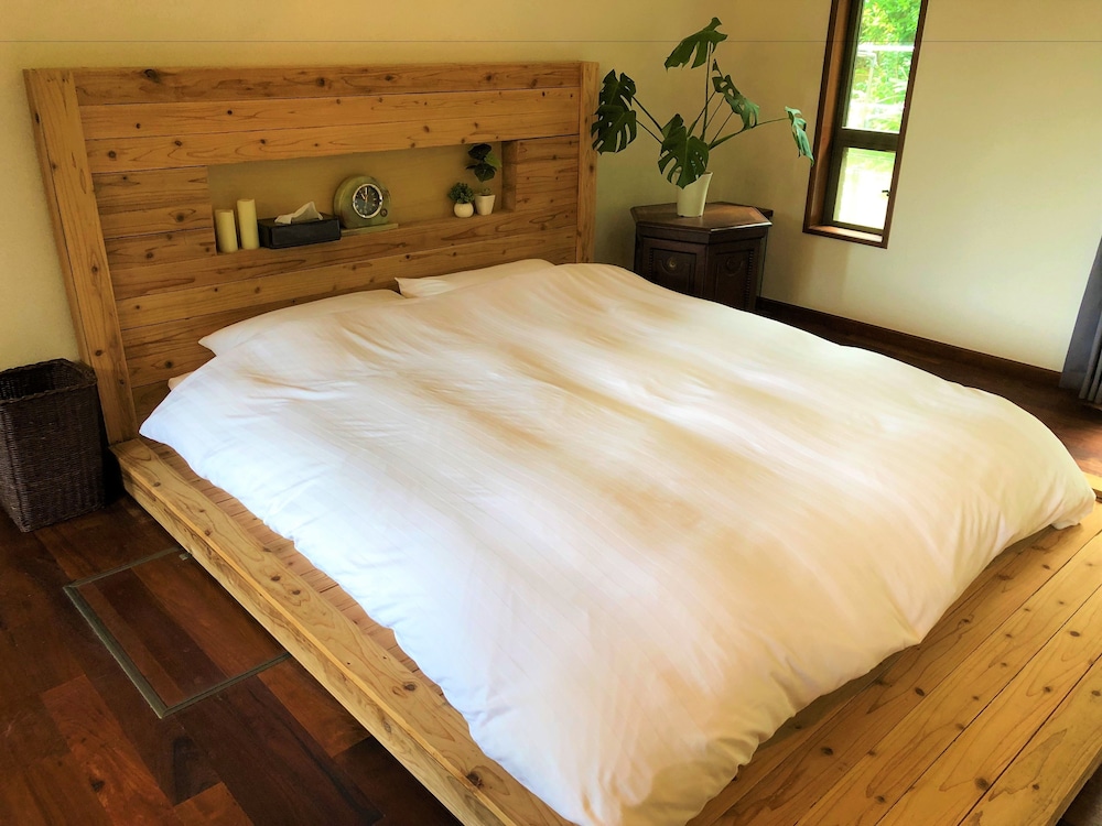 Four-Bedroom House photo 1