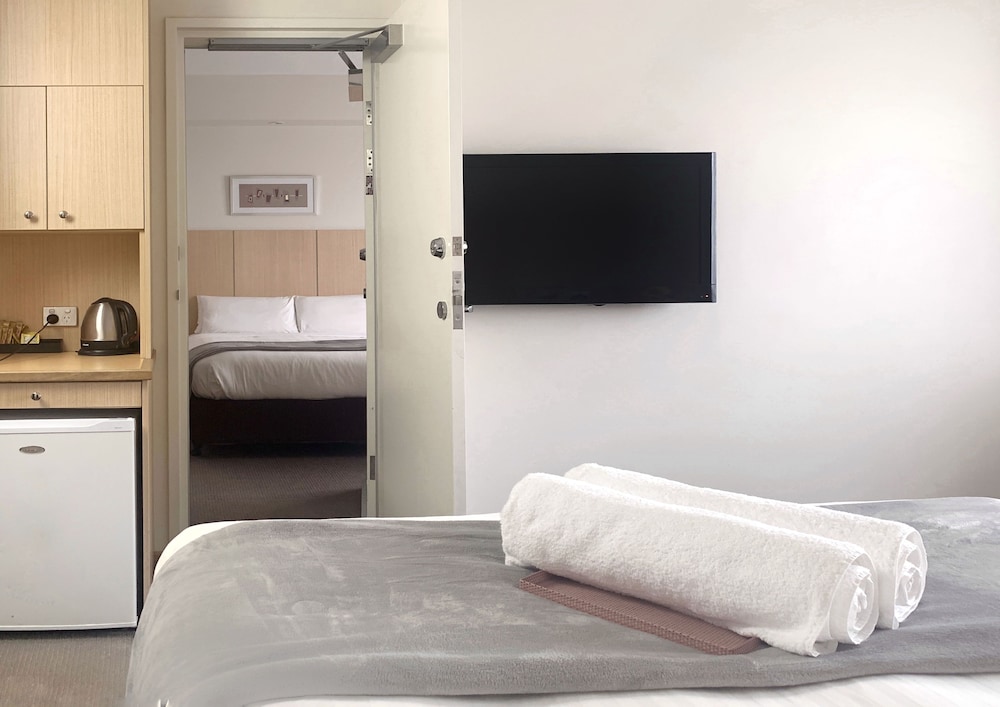 Standard Room, Connecting Rooms - Photo 1