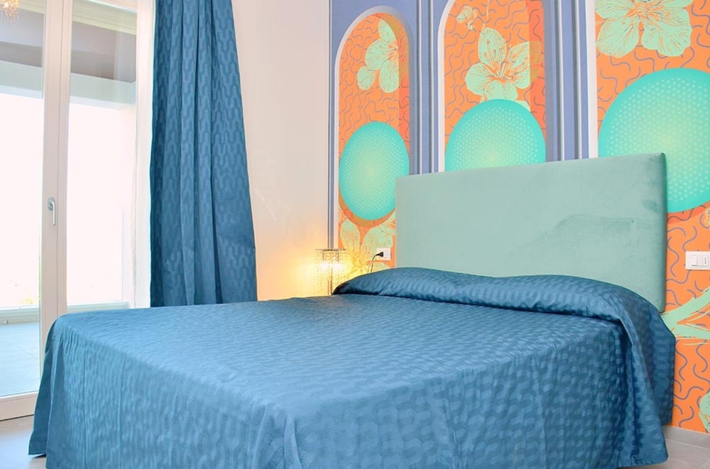 Studio, 1 Bedroom, Terrace