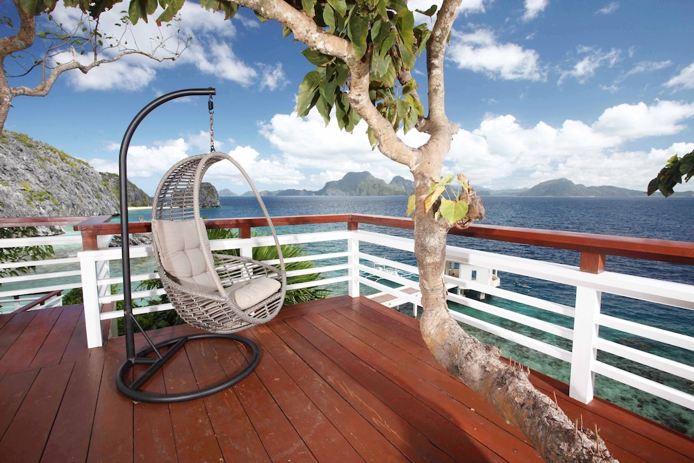 VIP Villa (Sea View) photo 2