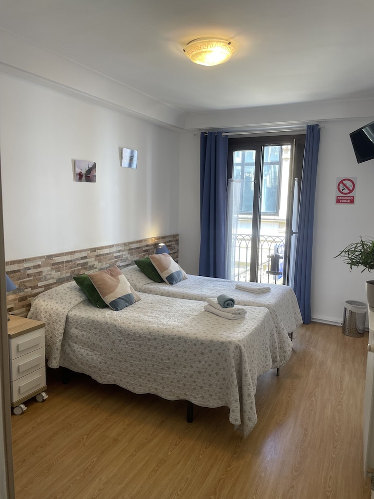 Habitación Doble Clásica, Vista a la Ciudad