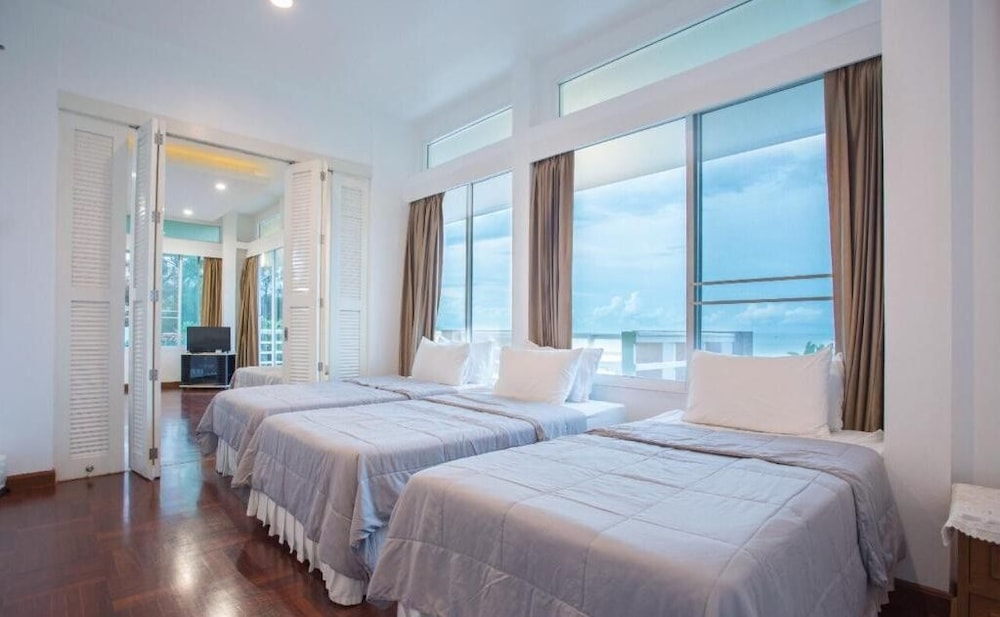 Villa, Beach View