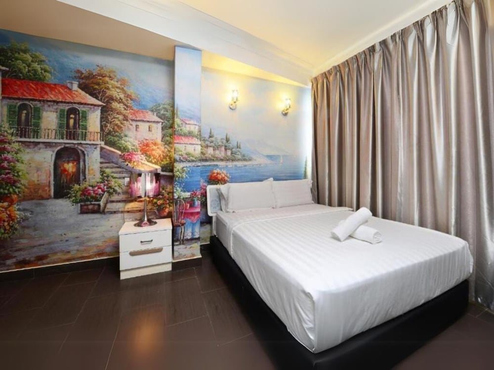 Deluxe Room - Photo 1