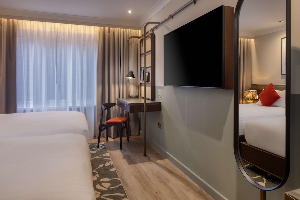 Room, 2 Twin Beds - Photo 2