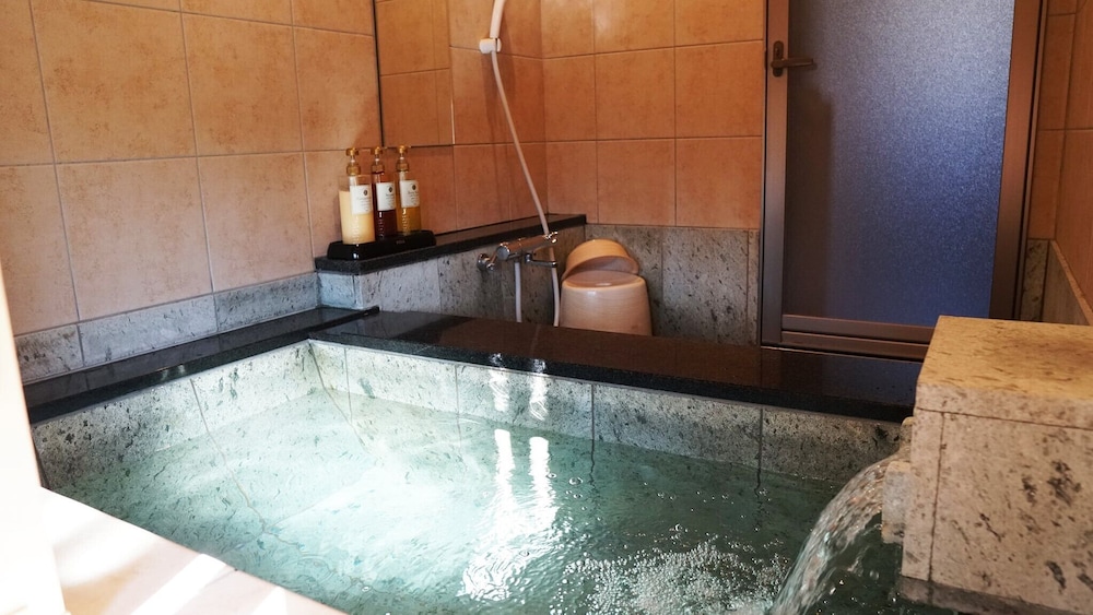 Japanese Western Room, King Bed (with stone bath, No Mountain View), Non Smoking thumbnail 6