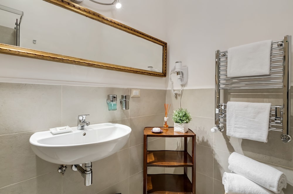 Deluxe Triple Room (Maria) photo 3