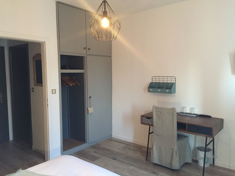 Comfort Double Room, 1 Queen Bed photo 2