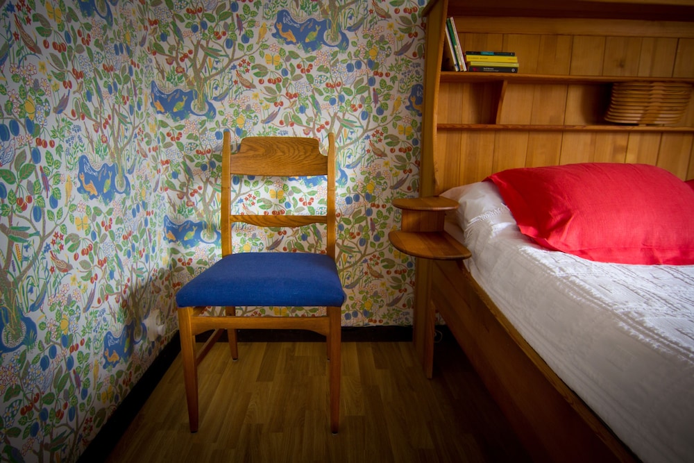 Basic Single Room photo 1