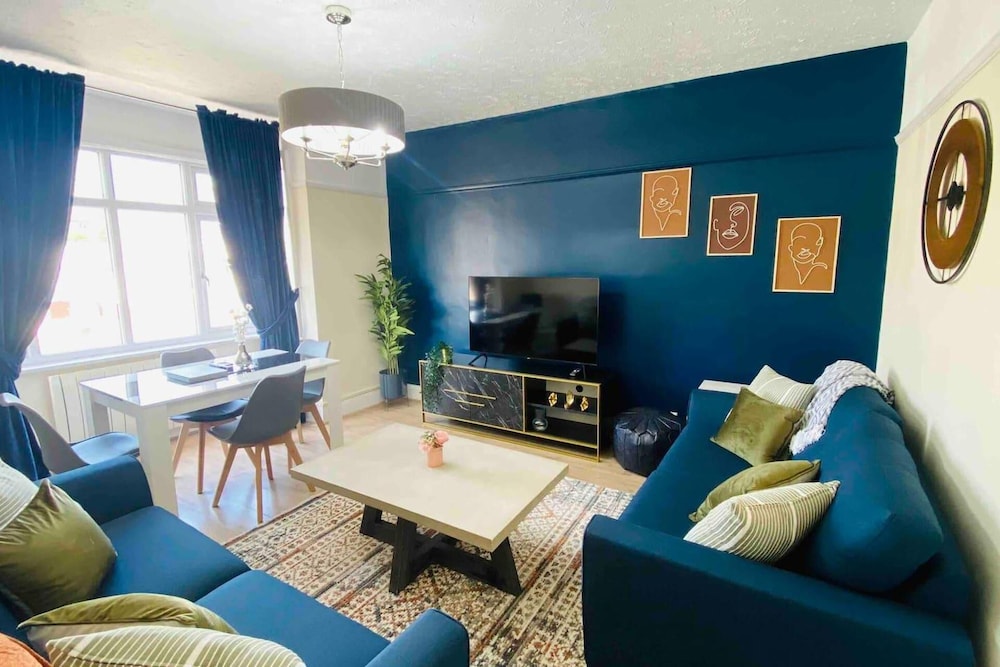 Apartment photo 1