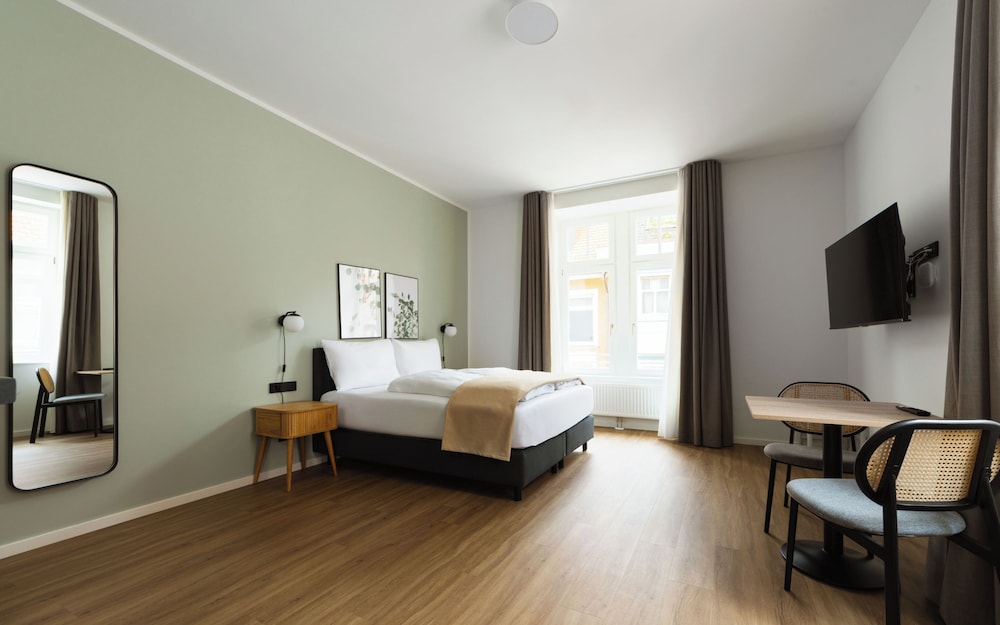 Comfort Suite photo 2