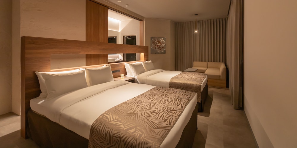 Romantic Suite - Photo 2