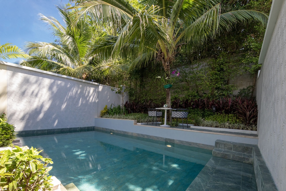 Pool Villa 1 Bedroom with Private Pool - Photo 4