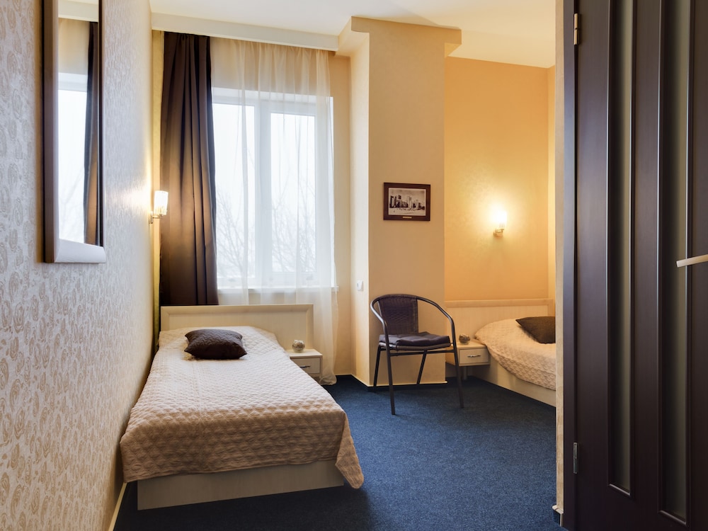 Economy Twin Room