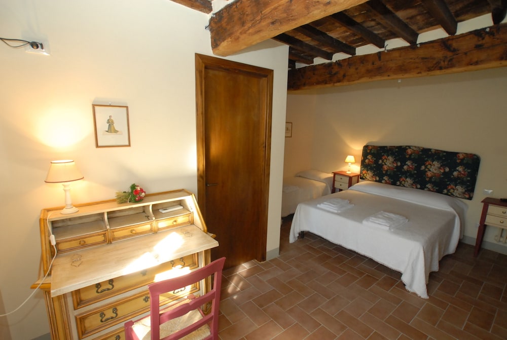 Club Triple Room photo 3
