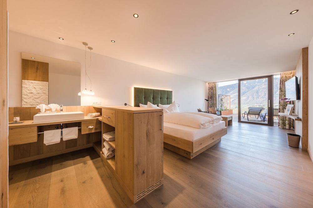 Junior Studio, 1 Double Bed, Patio photo 1