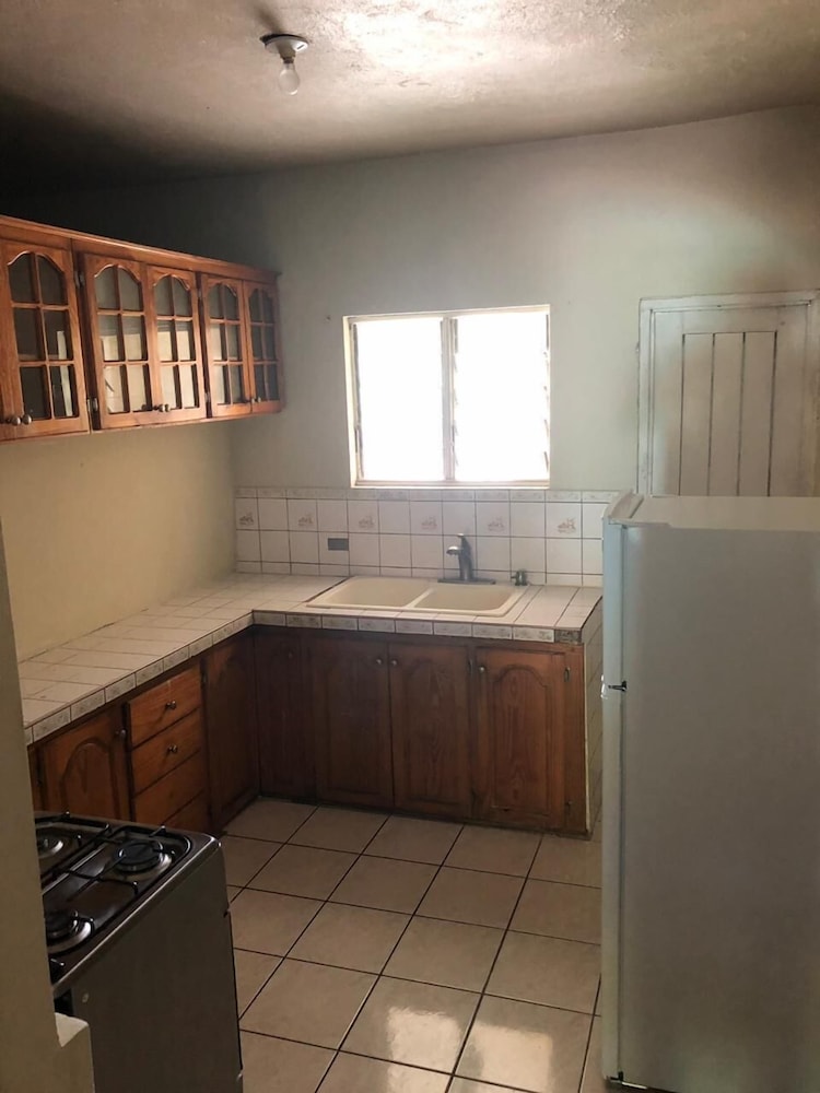 Apartment, 2 Bedrooms, Non Smoking photo 2
