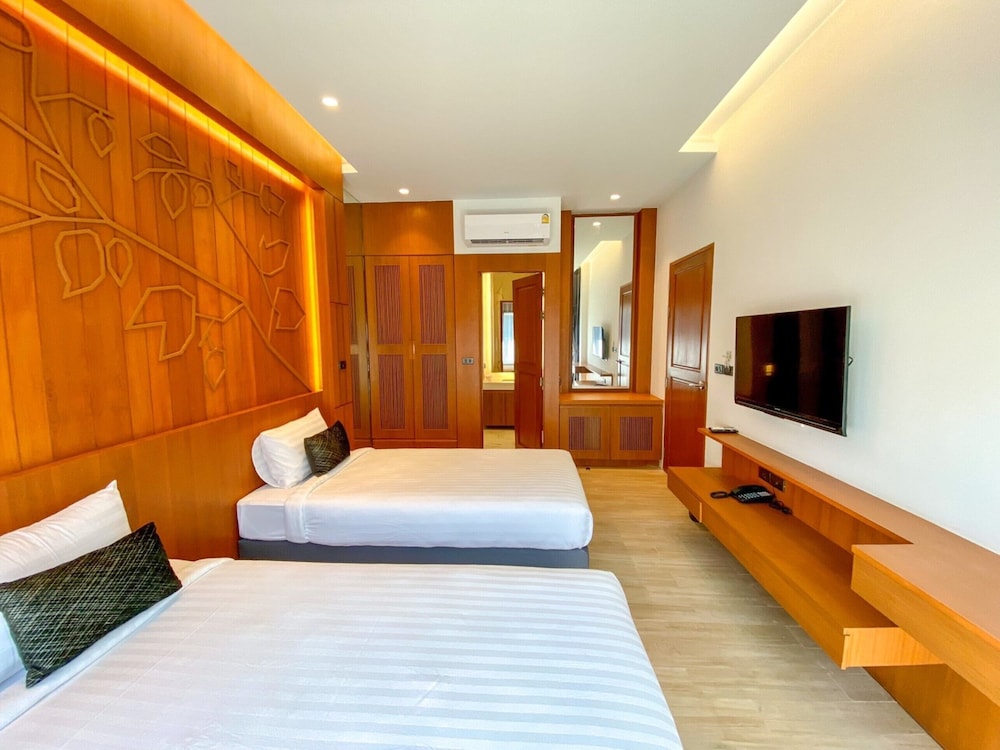 2 Bedrooms Pool Access Villa - Photo 44