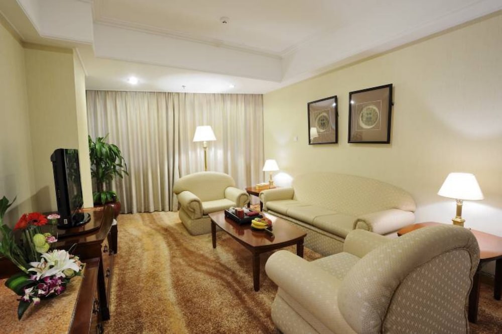 Deluxe Suite photo 1