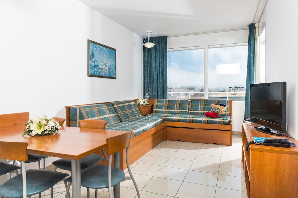 Apartment, 1 Bedroom, Pool View (5 Adultos) thumbnail 5