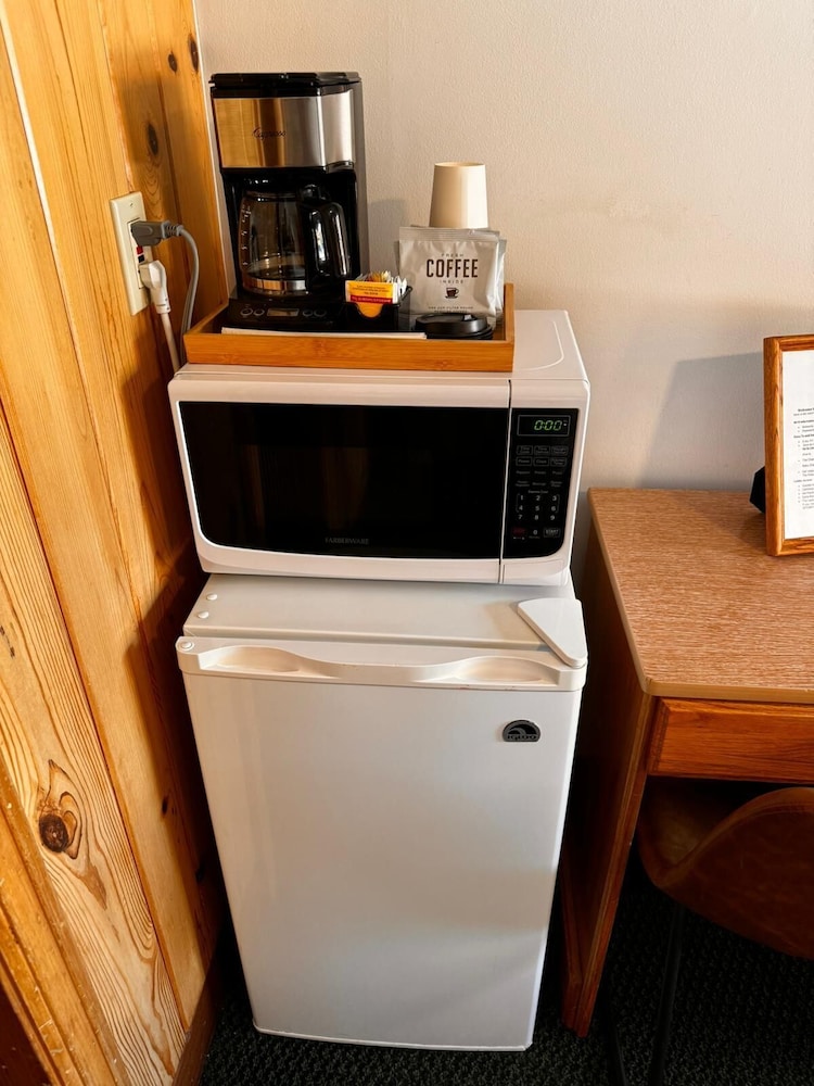 Basic Single Room photo 3