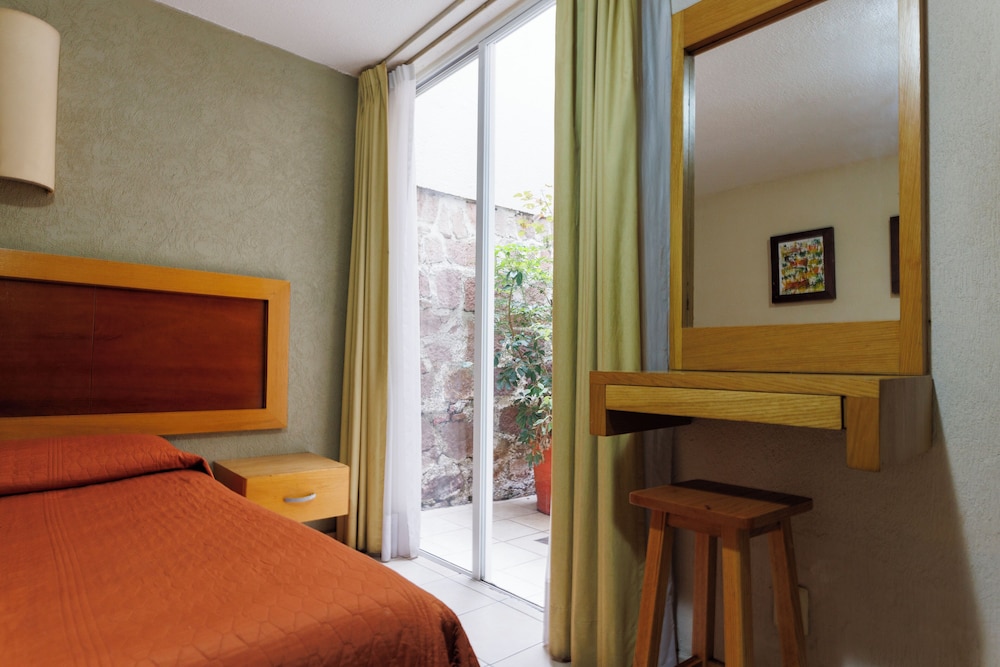 Standard Room photo 3