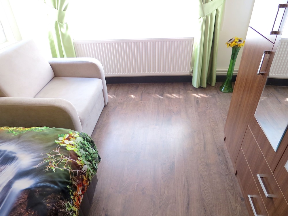 Deluxe Apartment (3rd Floor) photo 3