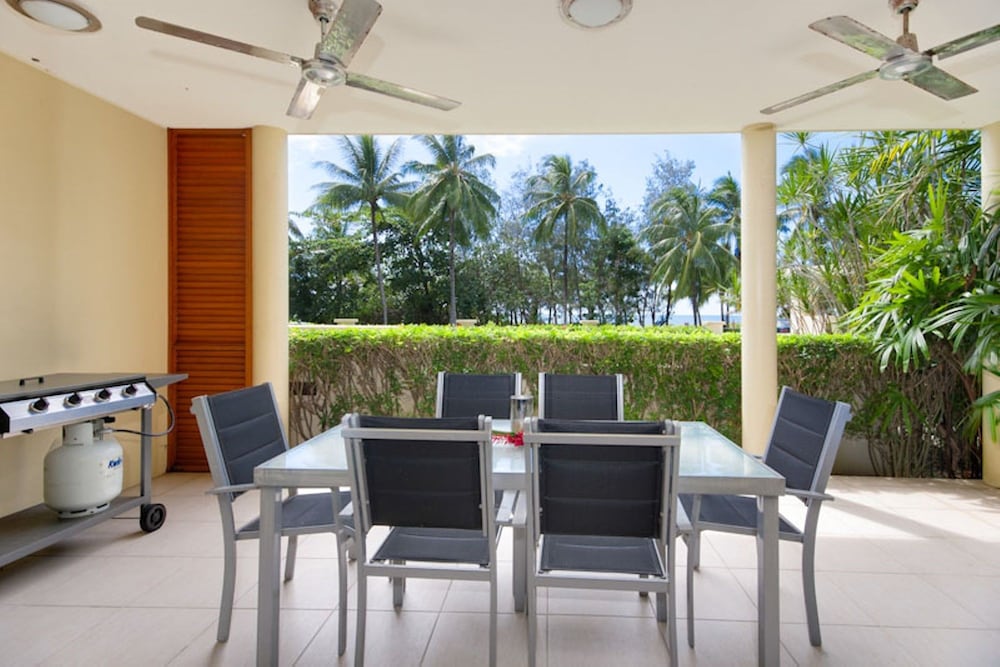 Premium Apartment, 2 Bedrooms, Beachfront photo 2