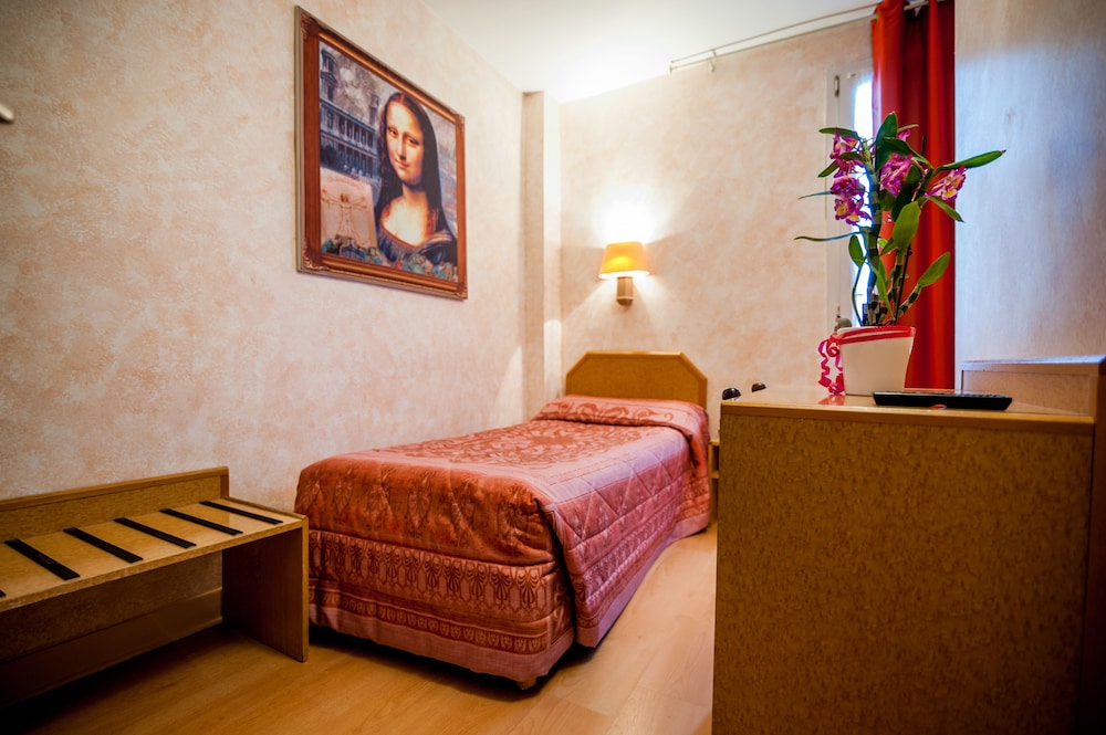 Single Room photo 1