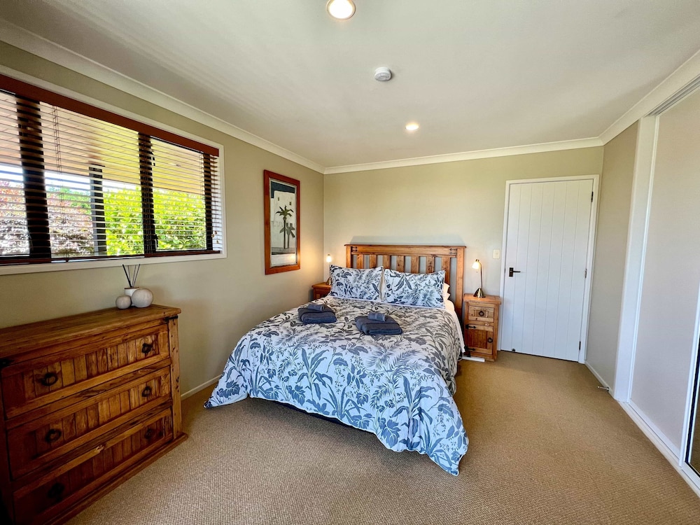 Family Suite, 2 Bedrooms, Private Bathroom, Garden View photo 1