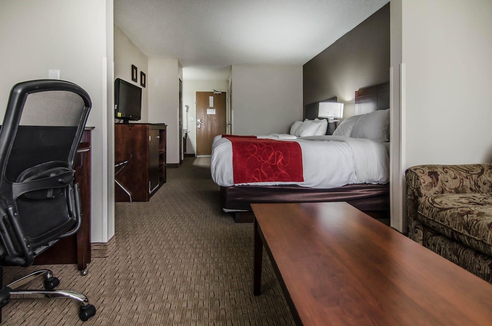 Suite, 2 Queen Beds, Non Smoking - Photo 5