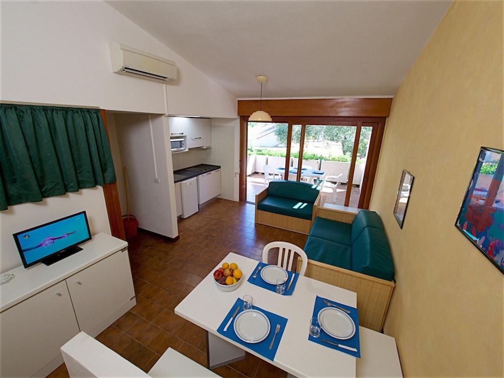 Classic Apartment, 1 Bedroom (2 Adults) photo 2