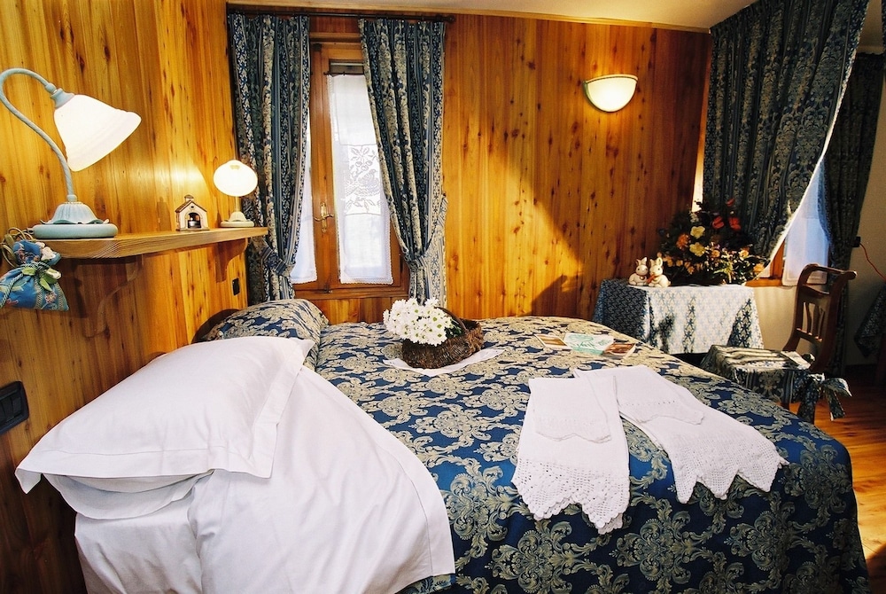 Comfort Double Room, 1 Queen Bed, Non Smoking photo 1