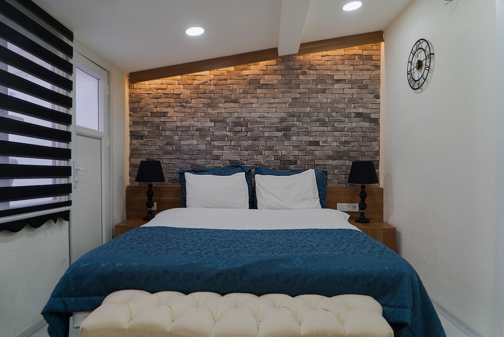 Standard Room, City View photo 2