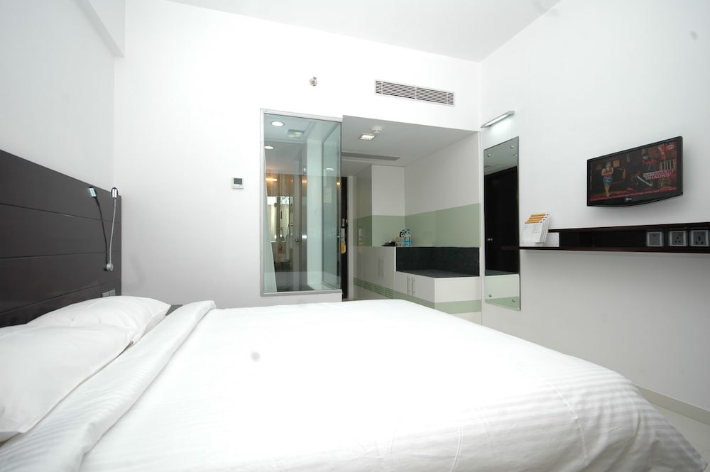 Keys Room - Photo 1