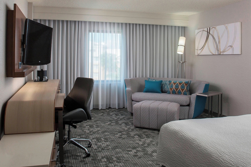 Suite, 1 Bedroom, Balcony