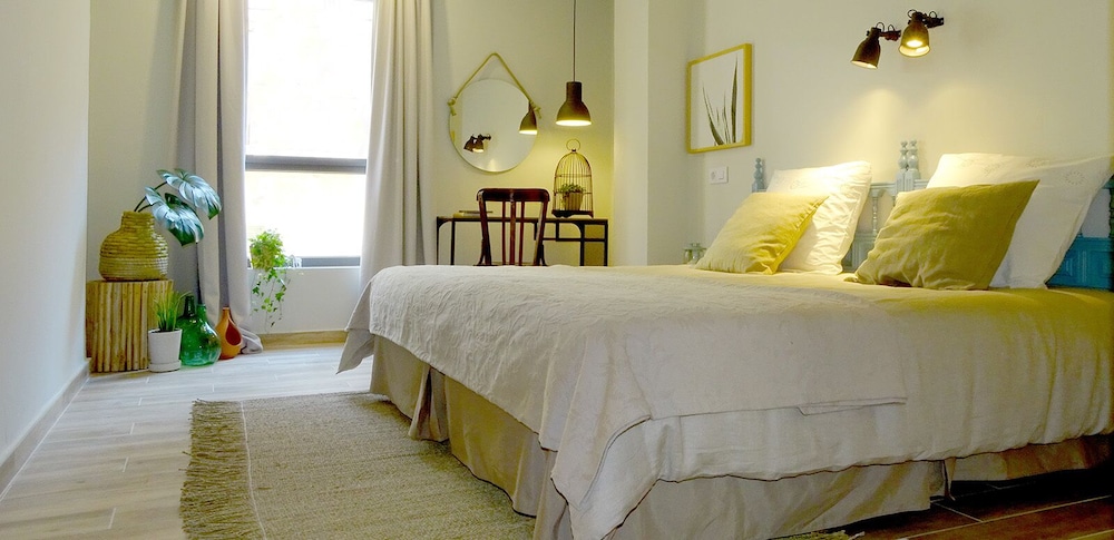 Superior Triple Room, Non Smoking (204) photo 2