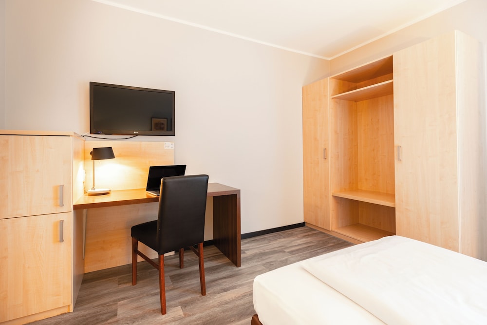 Standard Room, 1 Twin Bed photo 3