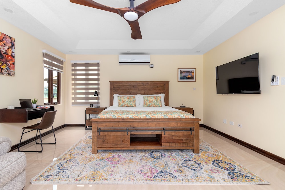 Premier Villa photo 2