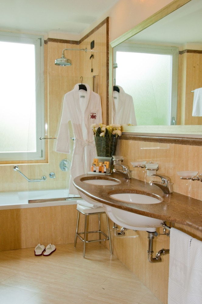 Senior Suite (Single Use) photo 3