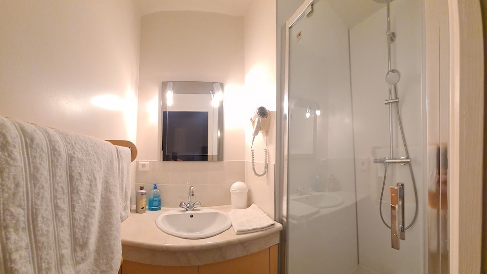 Deluxe Double Room, Garden View photo 3